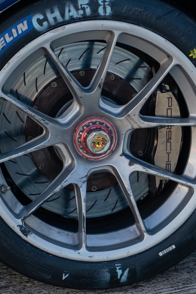 Mobil Uygulama Geliştirme Araçları Mobil Uygulama Geliştirme Araçları